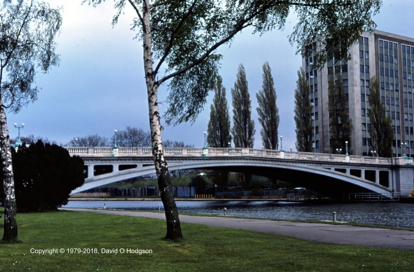 Caversham Bridge, Reading, 1979